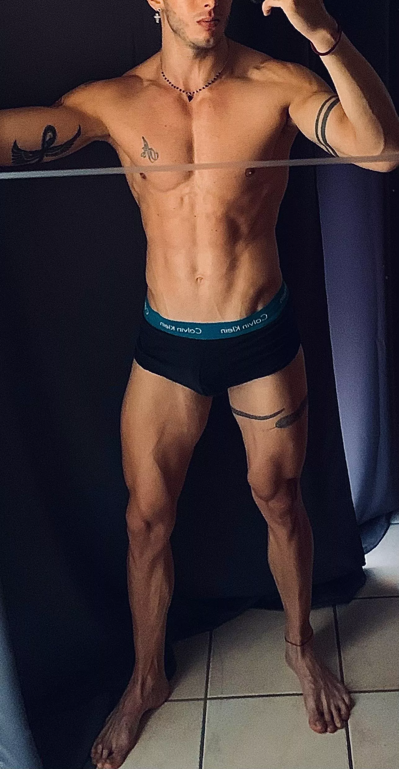 Let me close the curtains 😏🔥