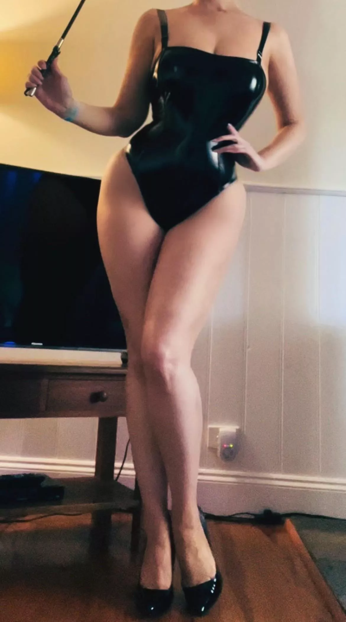 My crop is my favourite weapon 😈