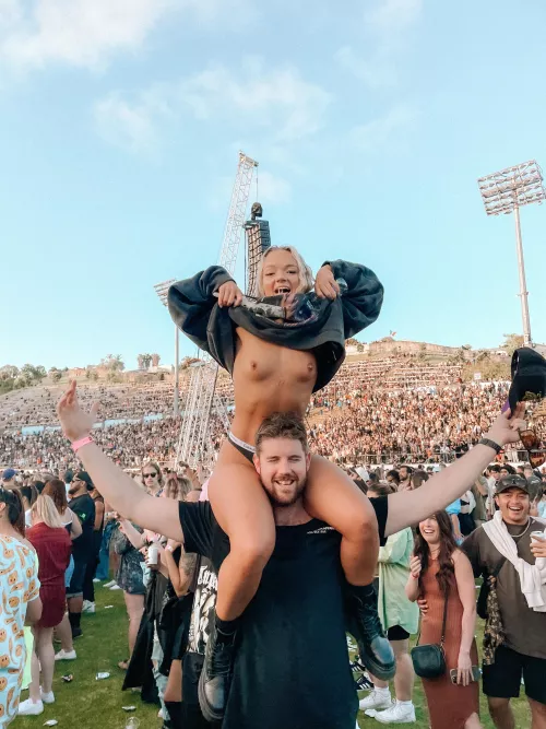 my happy place is on someone’s shoulders with my tits out