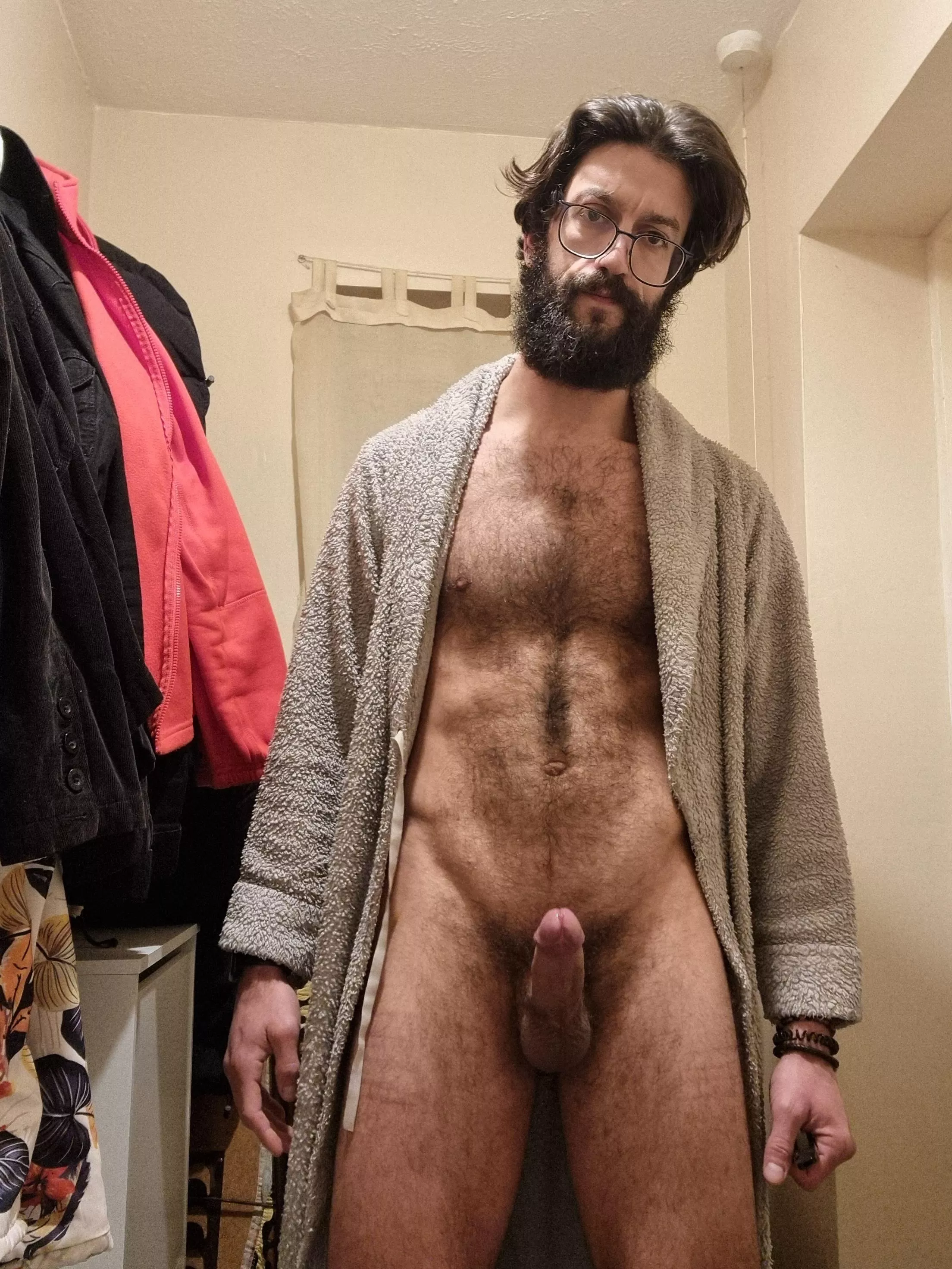 Pointing at you, what you gonna do?