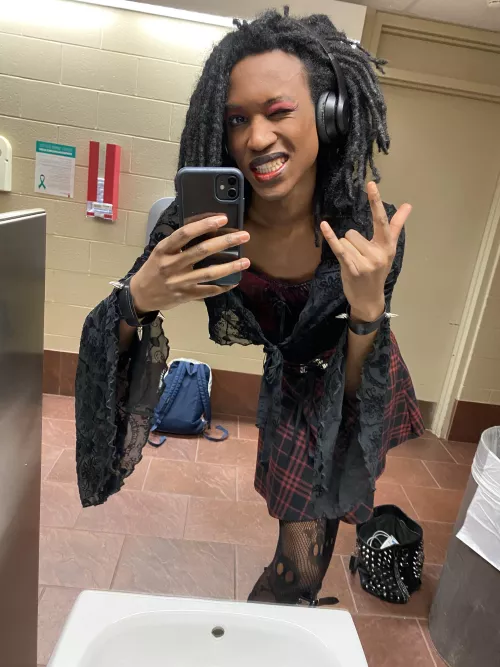 Really feeling this outfit recently