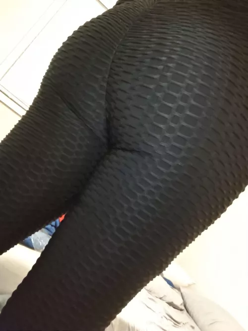 Really happy with where my butt has come