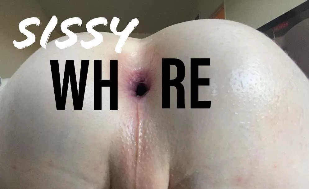 Silly faggot loves being wide open