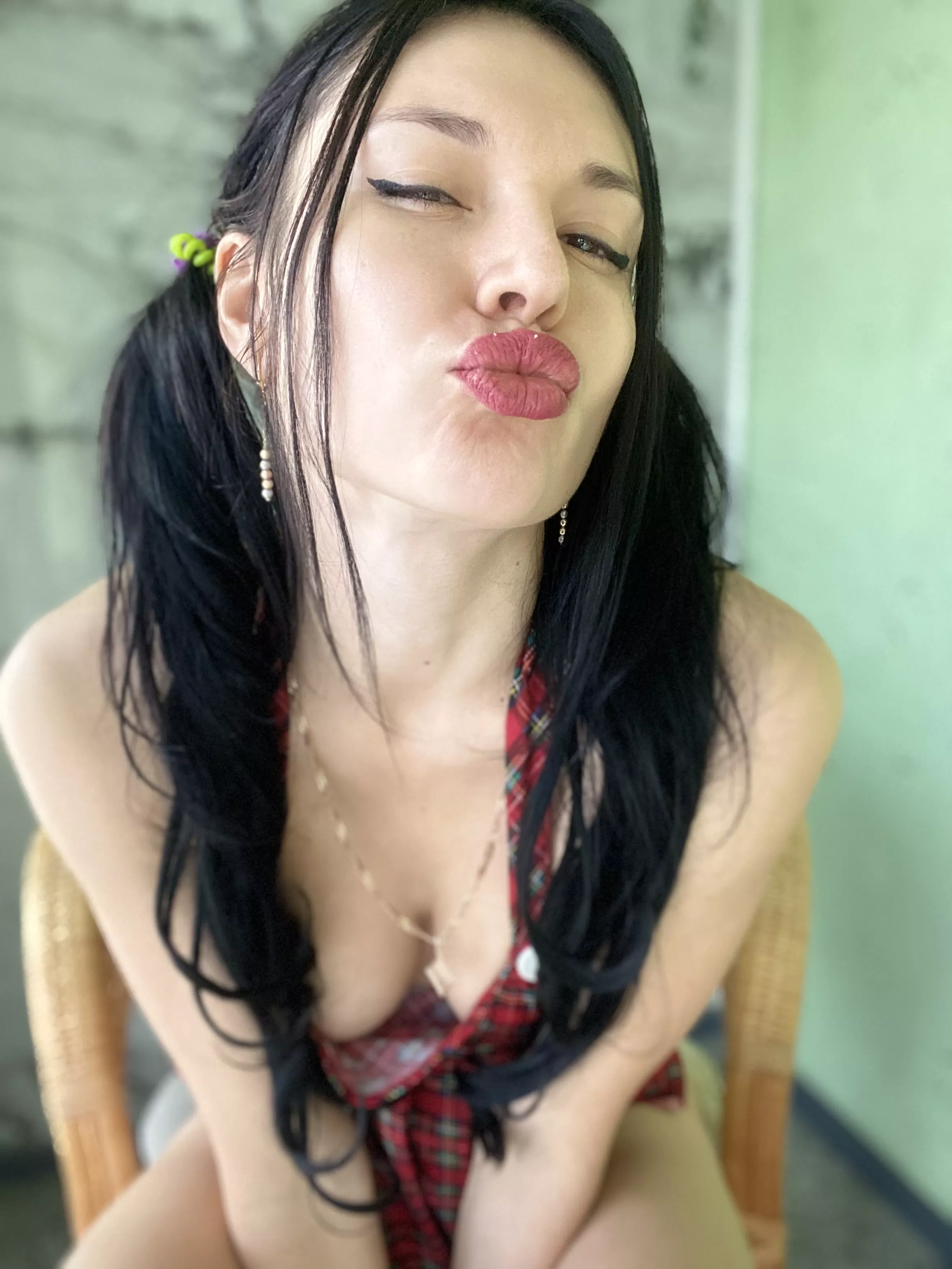 That smile and perfect body... oh...