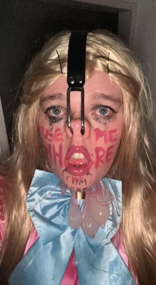 The face I make when you tell me my feminization is permanent 💖🐷