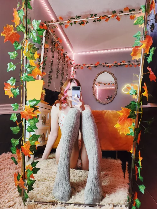 thinking about your head between my soft thighs