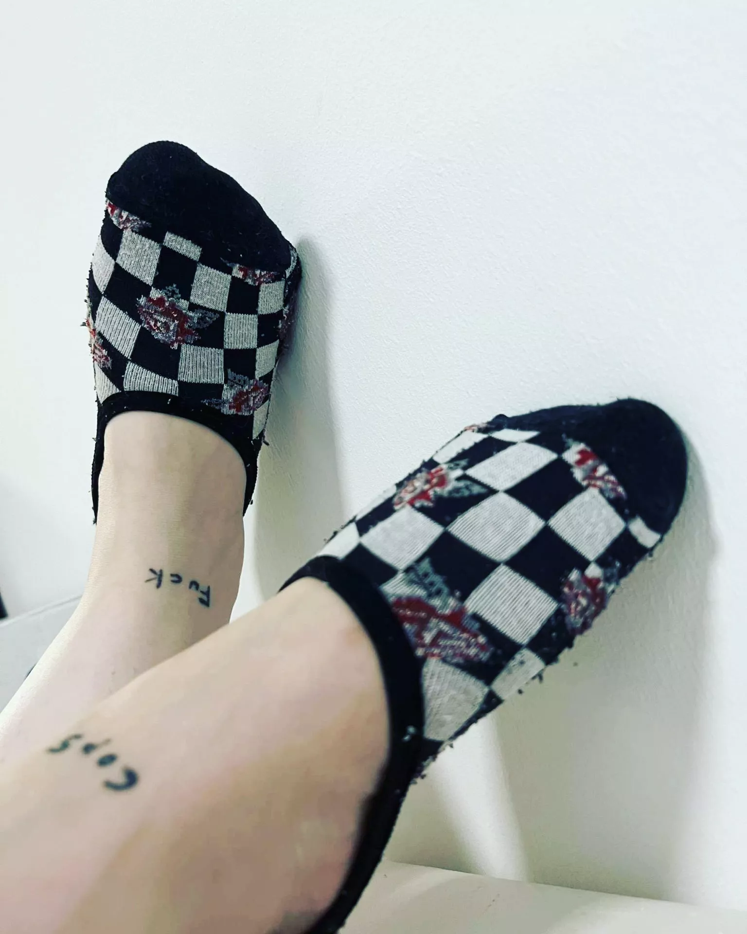 With or without socks?🙈