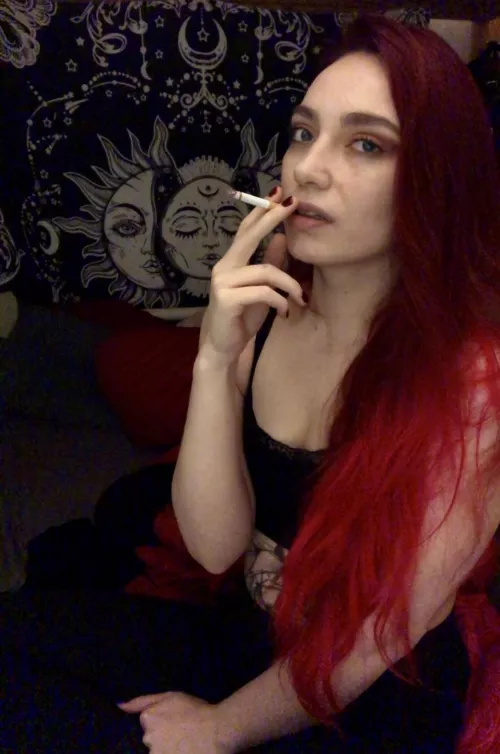 womens day cigarette ✨ have you bought flowers for someone? I dream about getting a bunch of roses with a pack of marlboros hidden inside. 🤭