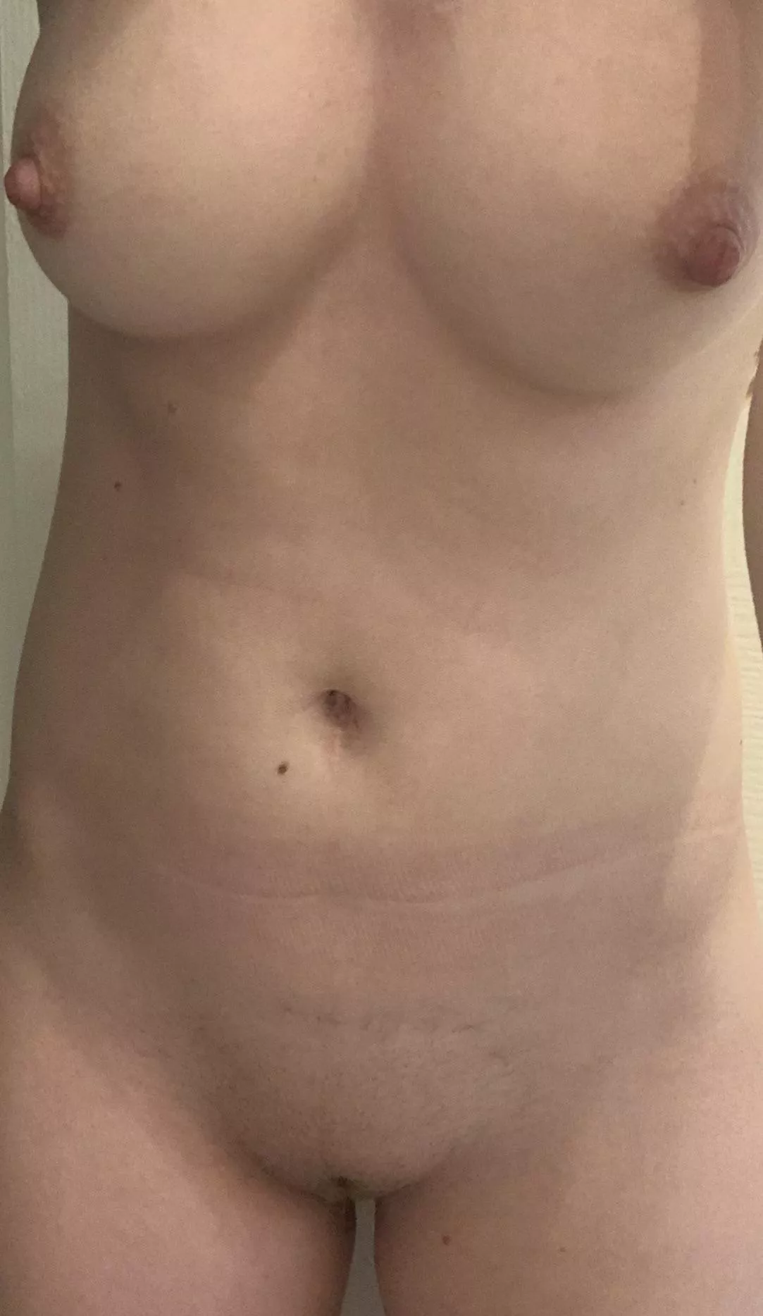 23F,99lbs,5’3- What’s peoples honest thoughts 😜