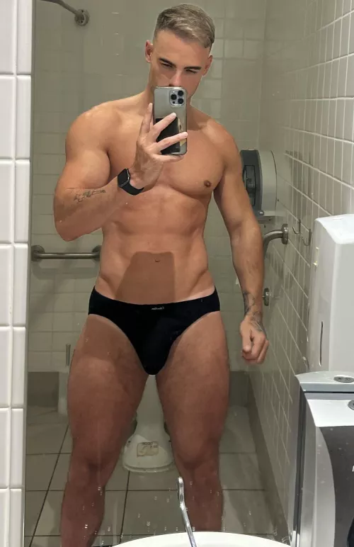 (24)Caught with my pants down 👀🫣