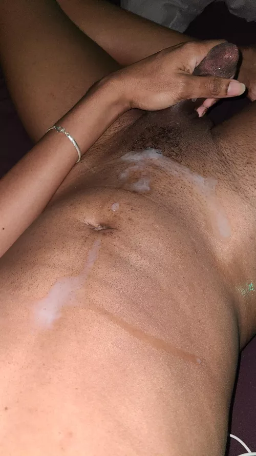 [29] Gotta admire a friend who helps u work out a week's worth thick load 😝😏💦