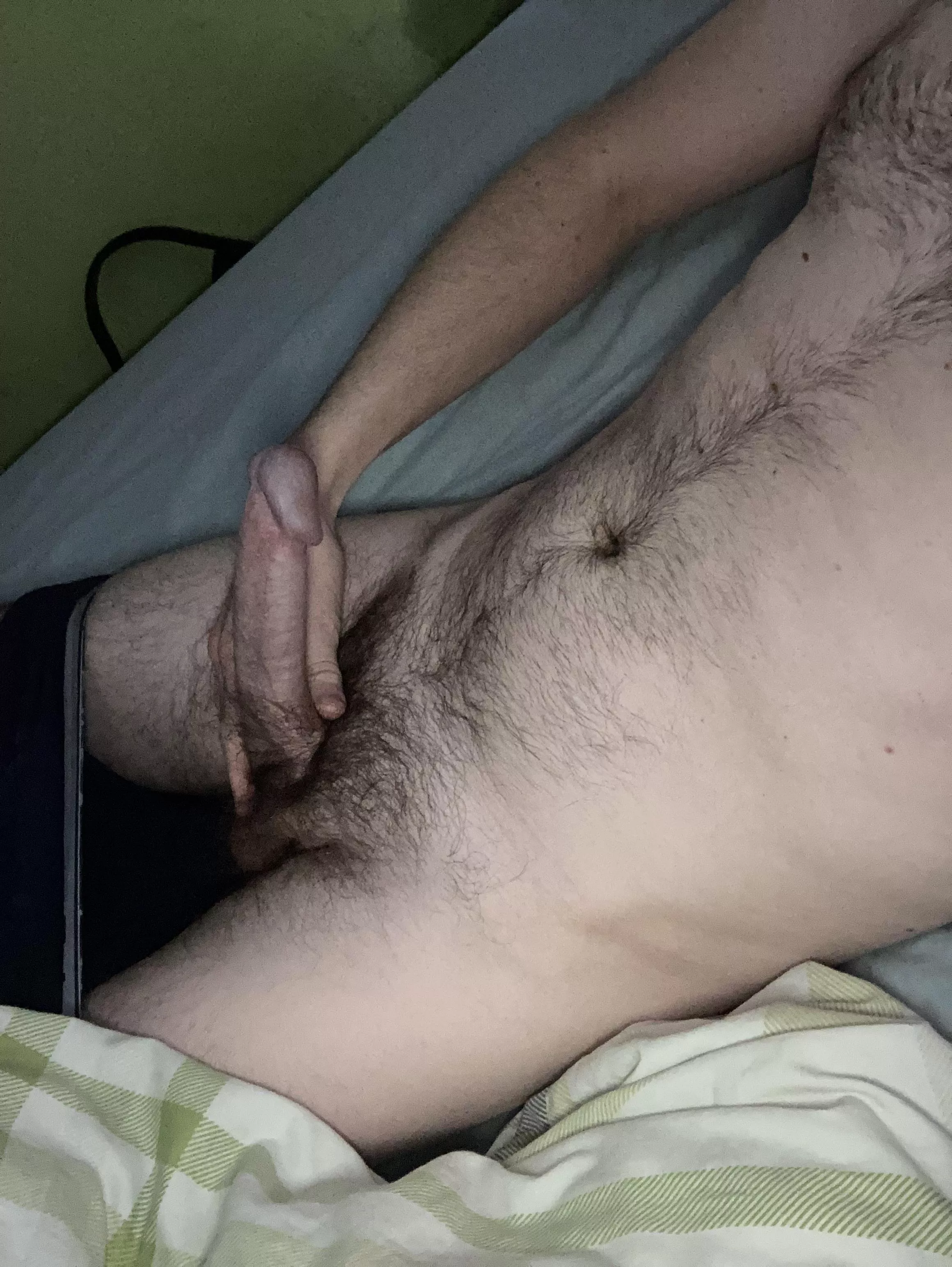 38 UK daddy for hot lads 18 to 27 send a face pic to start chat and I’ll return adam37_2023