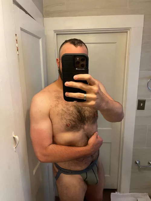 40, 6’4” 210 lbs….married dad in Texas here. A quick pic before my shower after my 6 am without