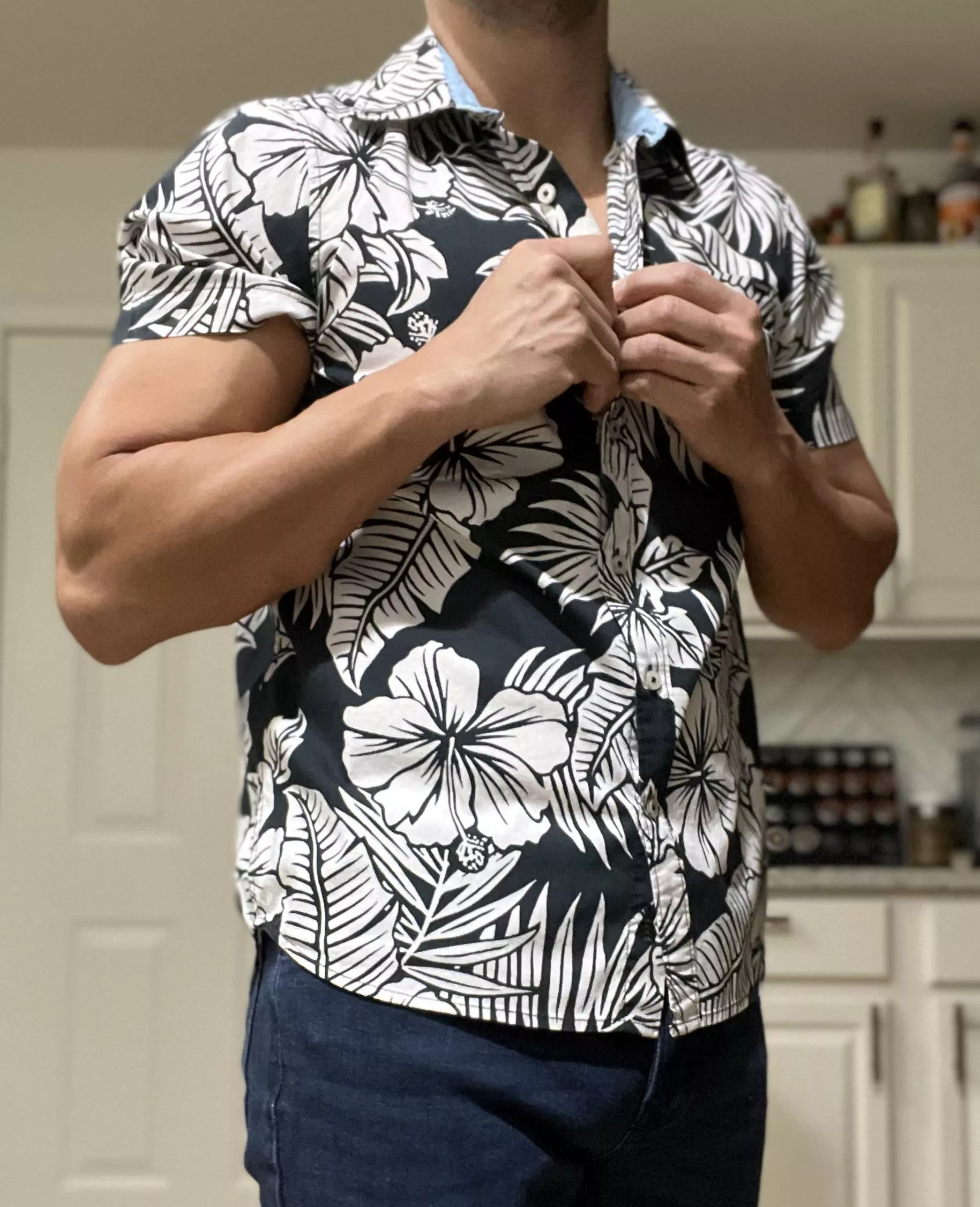 Aloha! Let’s start Friday off right!