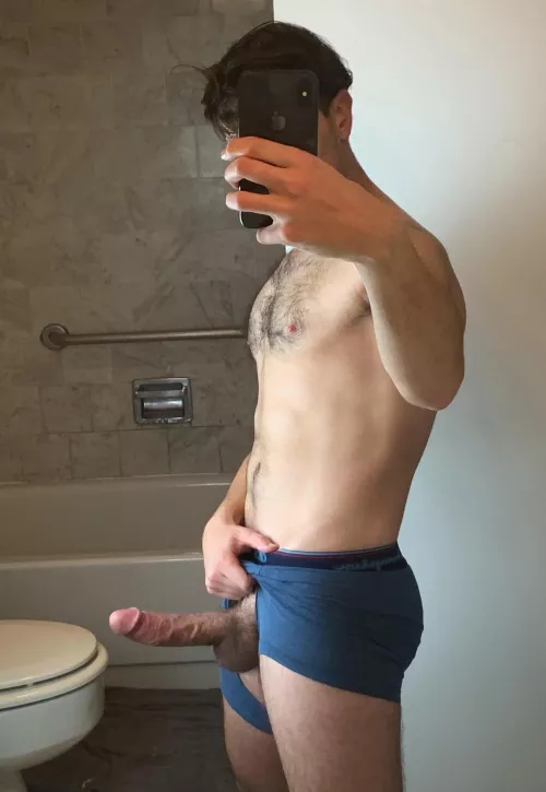 ⚠️ Caution. Don't look if you're in a happy relationship. May cause intrusive thoughts.