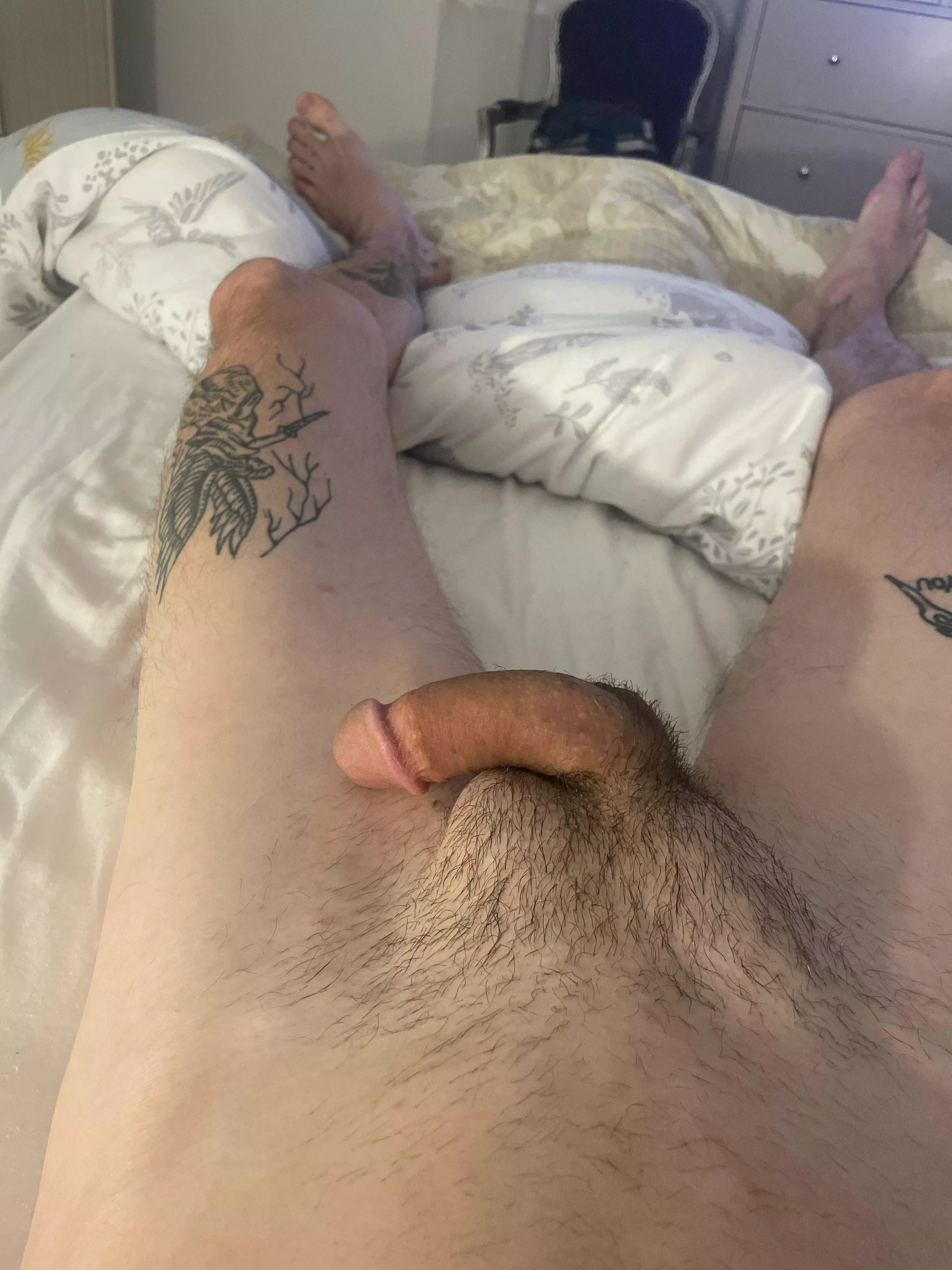 Coke dick in affect! Someone wake it up lol