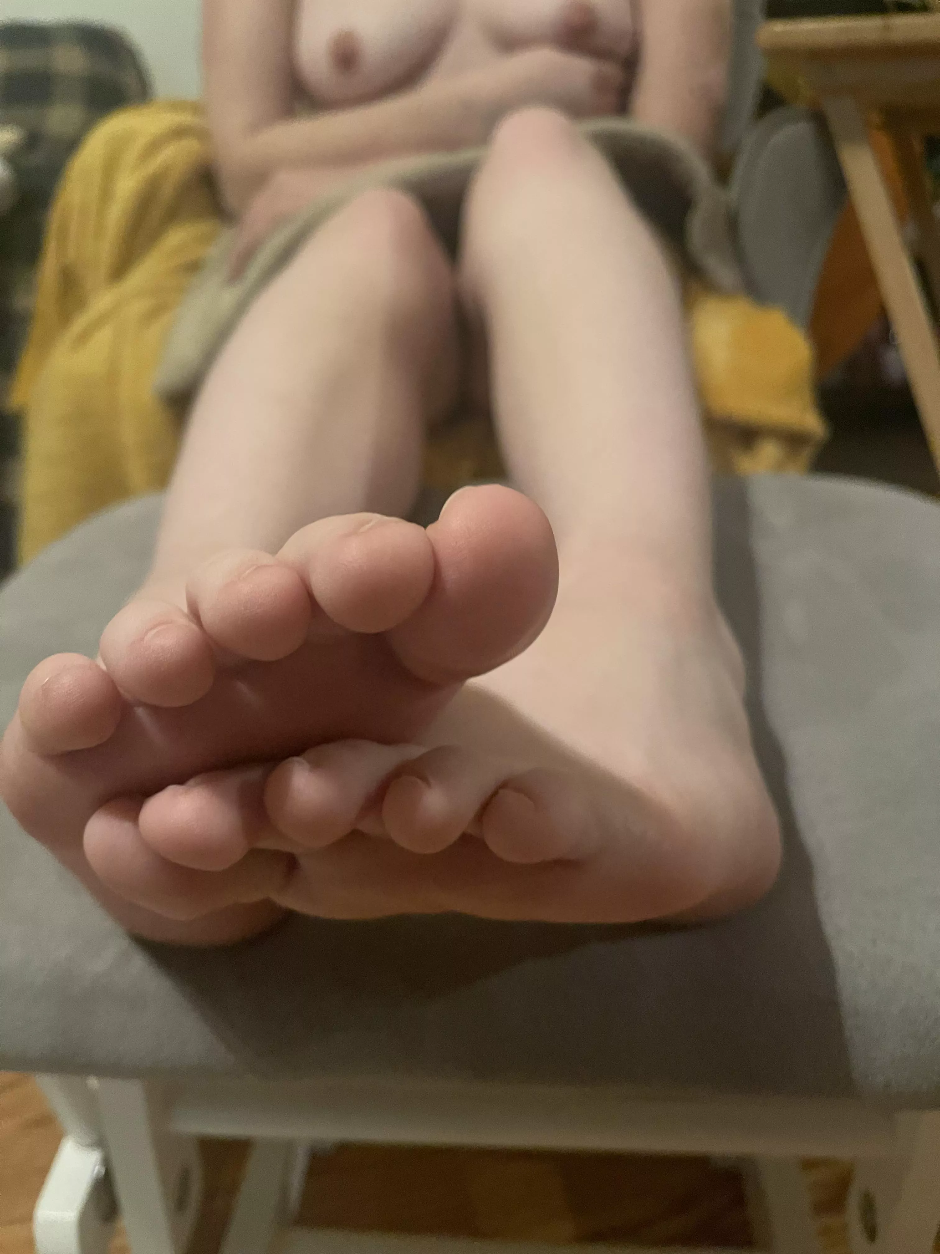 Do you like my toes?