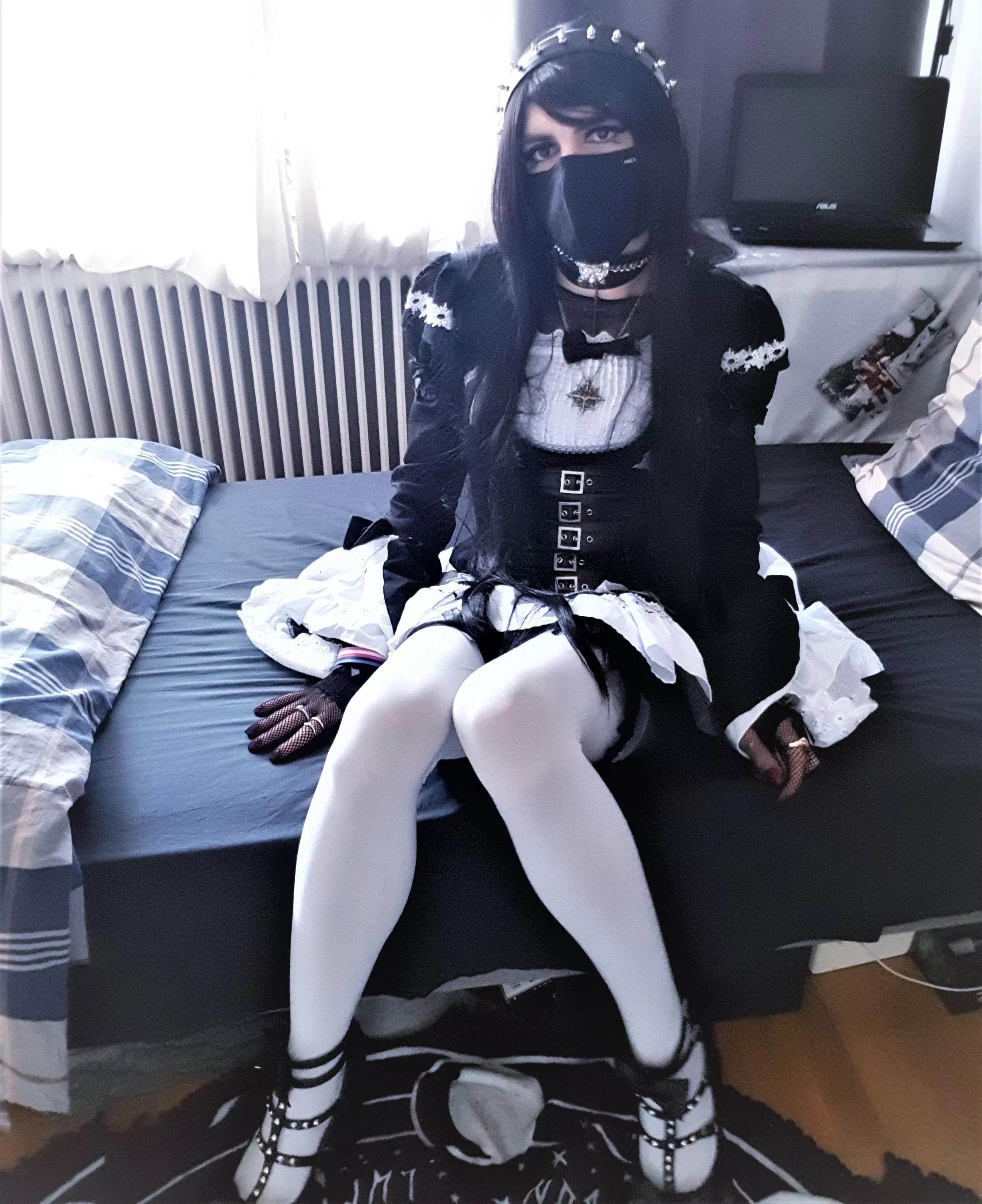 Everyone can get a simple maid costume...but what about a GOTHIC LOLITA MAID ?!