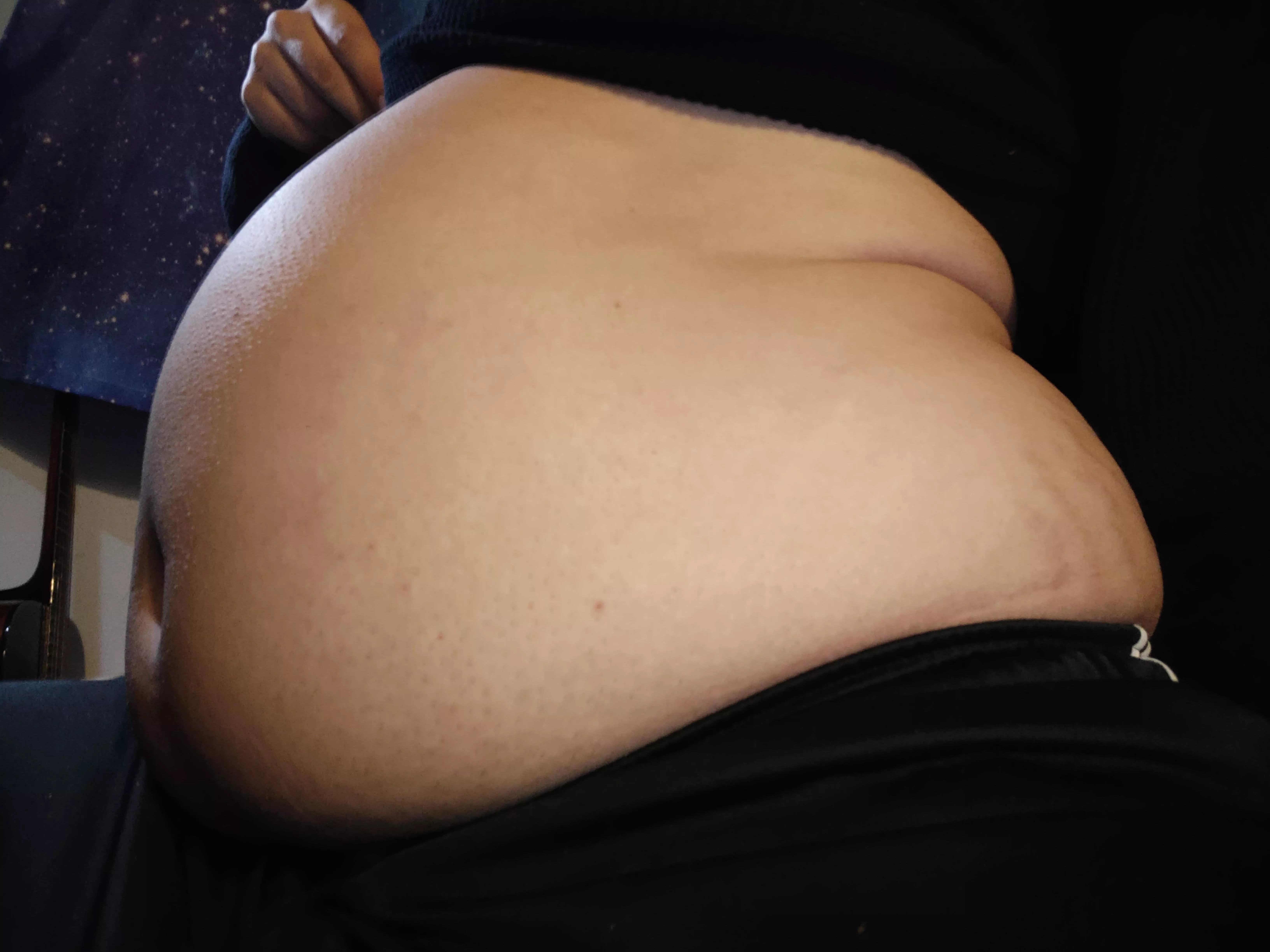 feed me more, i look so skinny 🥺