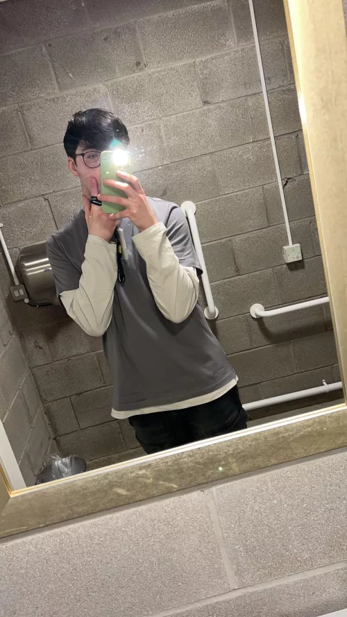 Friday 🥳 time to play WoW!