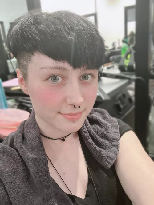 Hi everyone! :3 my friends said I looked cute today.