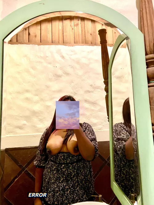 Hungry [f]or apples?