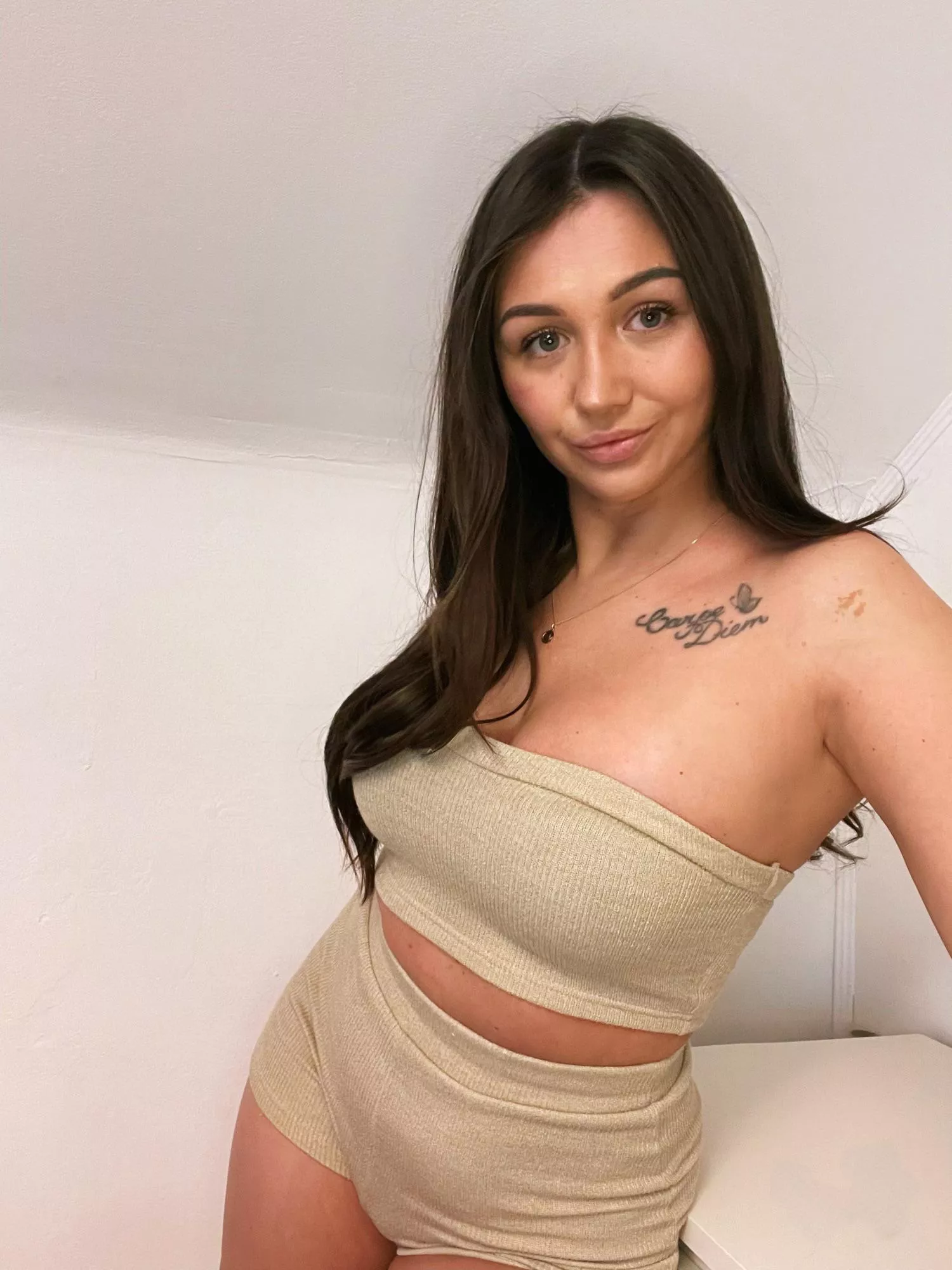 I love this cozy outfit :)