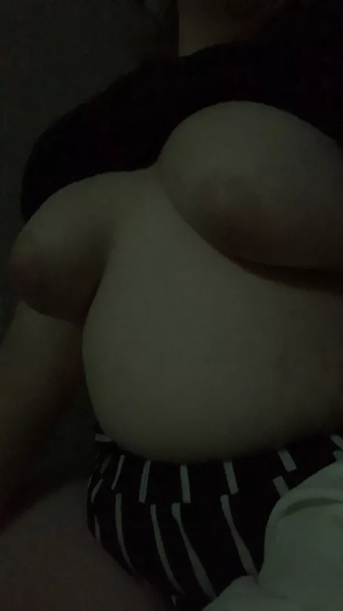 it's been a minute, hi ladies x