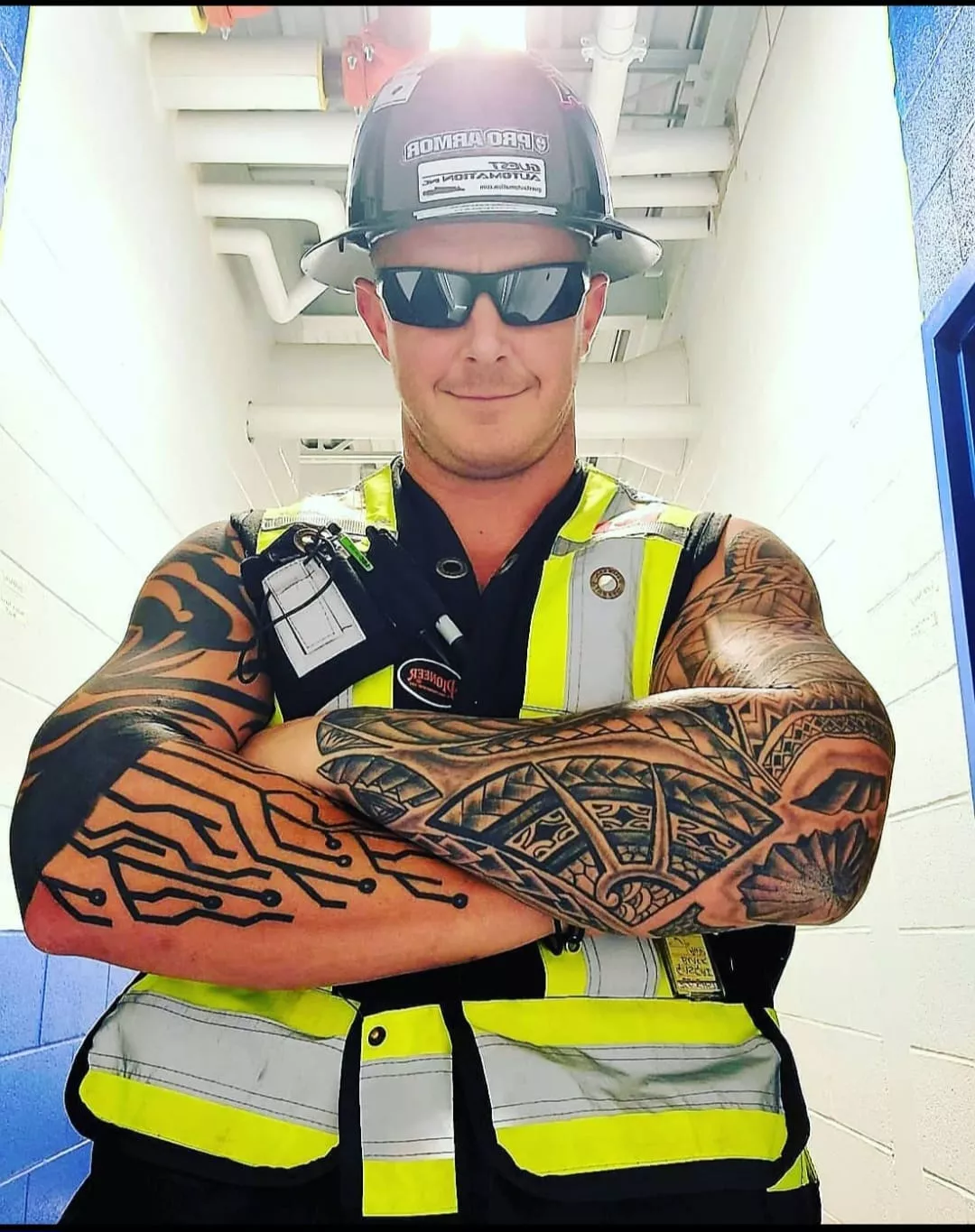 (M)35, Can't wait for summer work wear more of this on my page love yeah