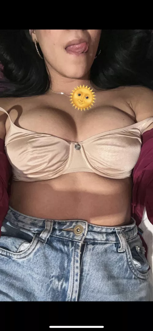 My cuckquean, what do you think about her? Usually she send me this