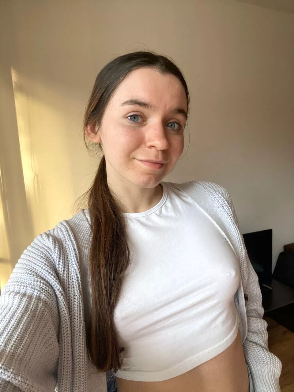 No bra, yes travel 😊