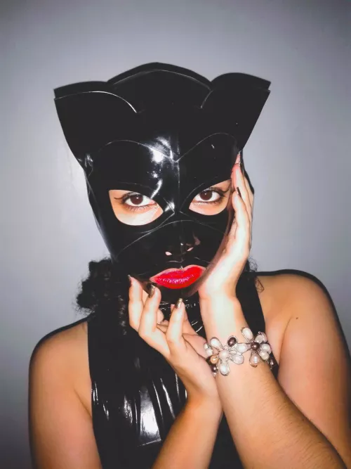 Shiny black latex 🖤