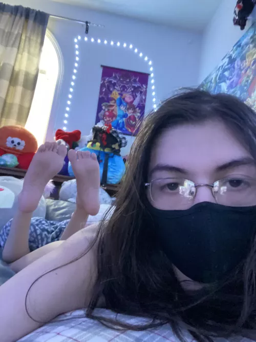 sooo you like feet huh..? Want a footjob then?