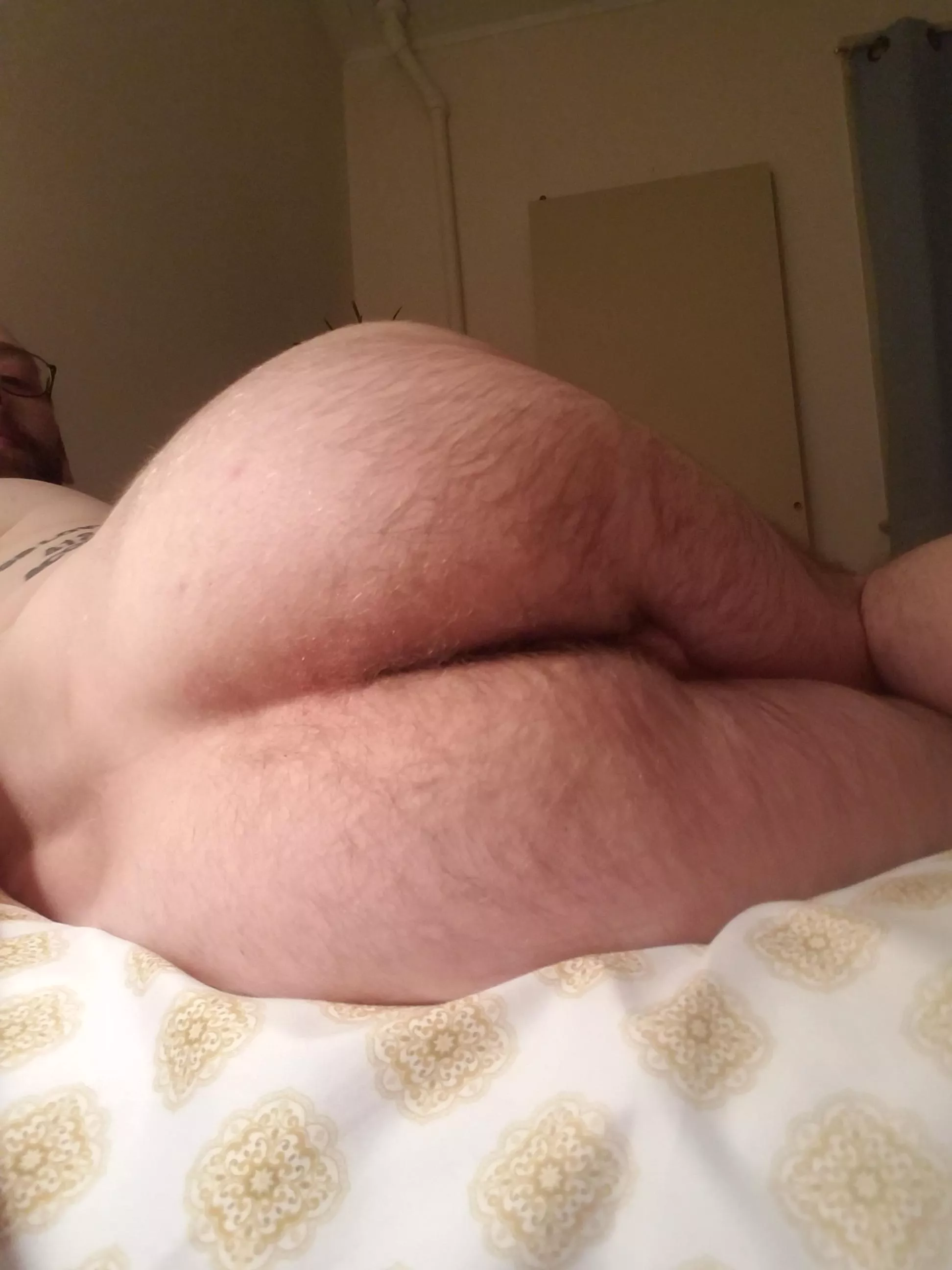 such a cute butt ;) [34]