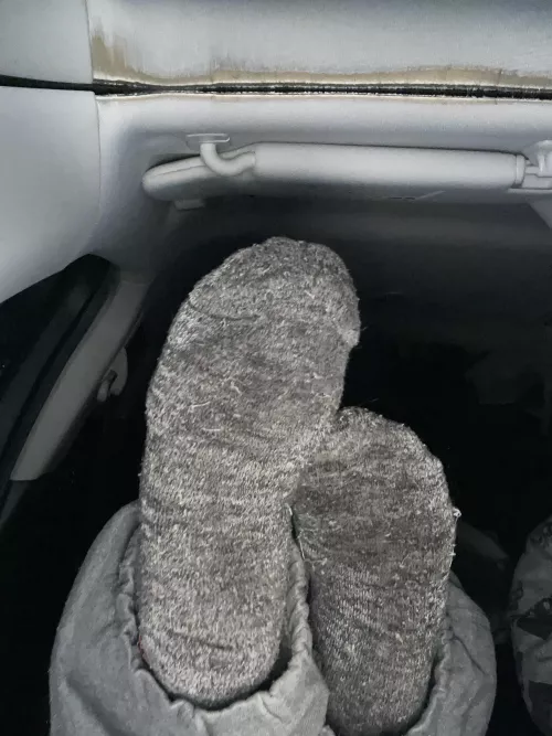 Sweaty and stinky 🥵 who wants a sniff?