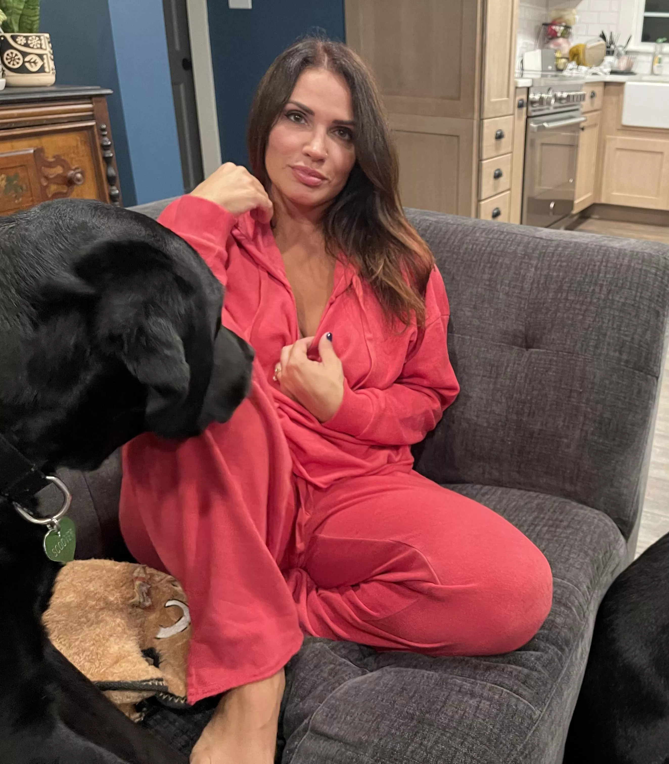 This weather is the best for cuddling. 45 [F]