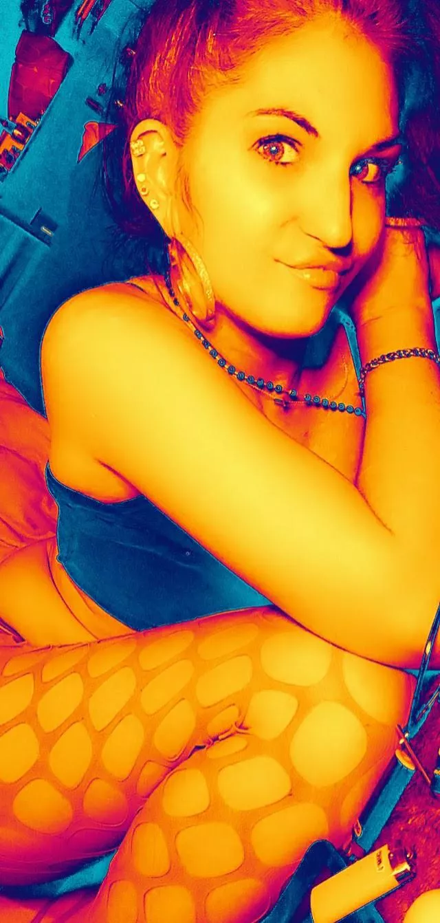 want me to be ur online slut