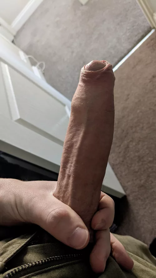 who wants my massive cock?