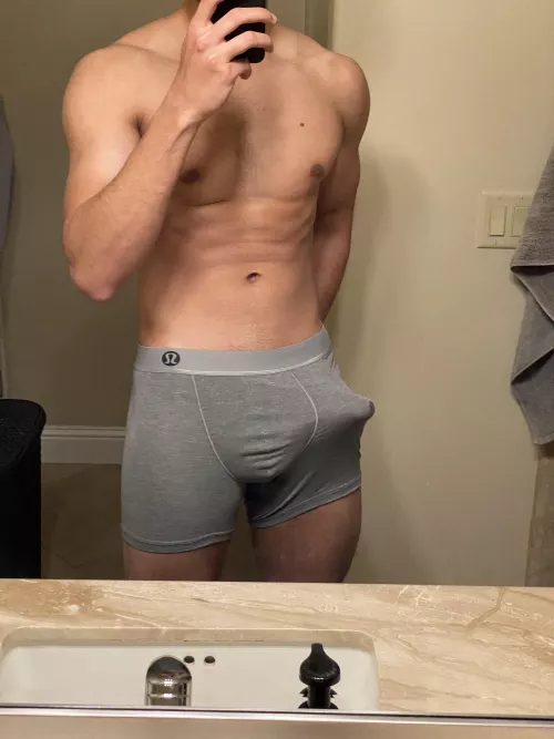 Will you suck all that precum out of the tip?