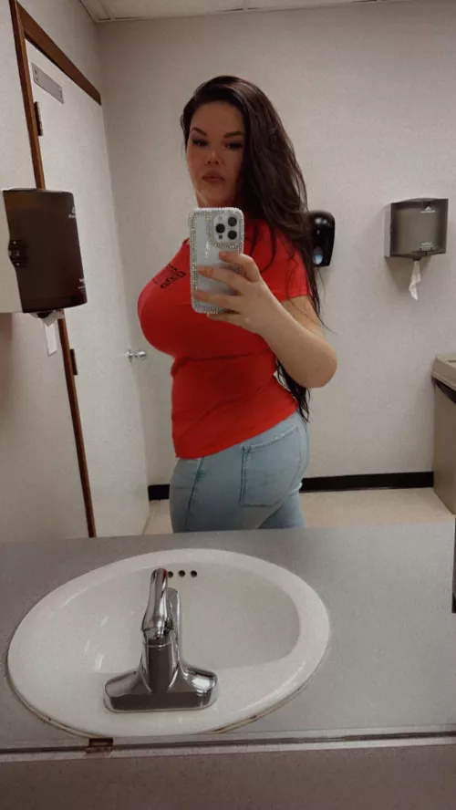 Work selfie👩🏻‍🏫🍎🤳🏽 35f