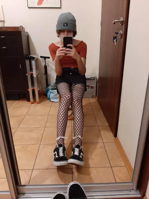 Your local kitten^-^