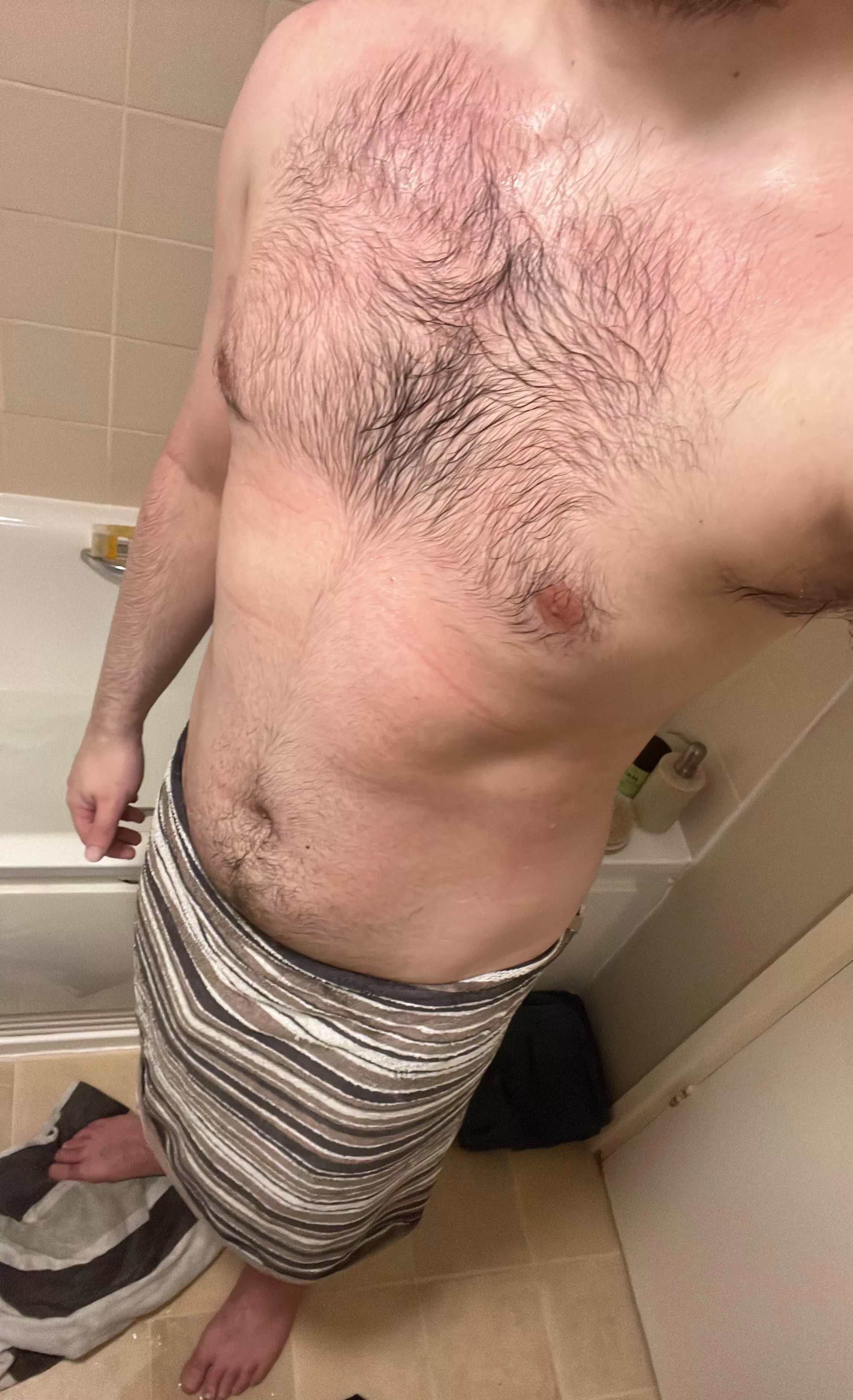 24 yrs old. Big cock. You horny for a big dick otter?? Dms open 😈💪🏼