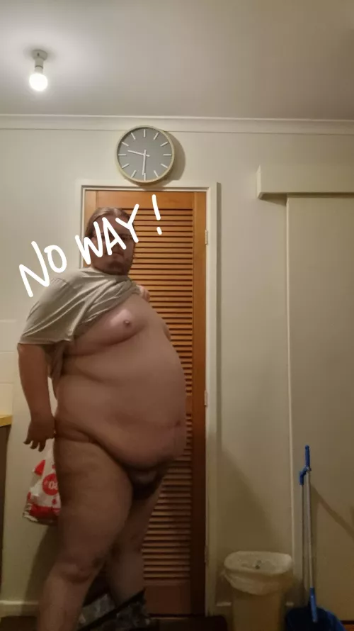 25m Australia, making some toast and had the urge to post, yhinking about OF hope y'all like 🥰