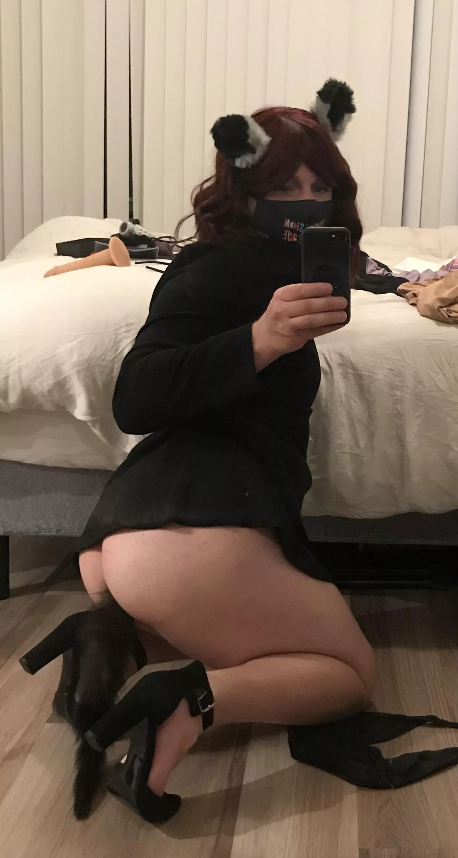 Are you going to cage me daddy? 🥰