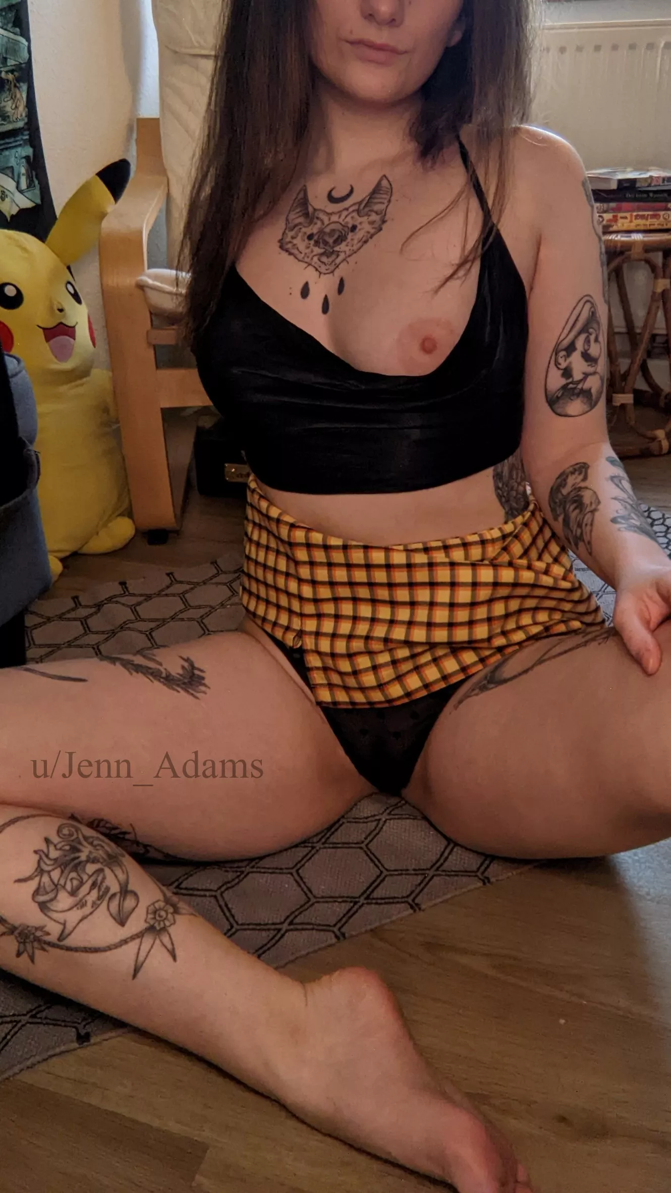 Brunette beauty with tattoos