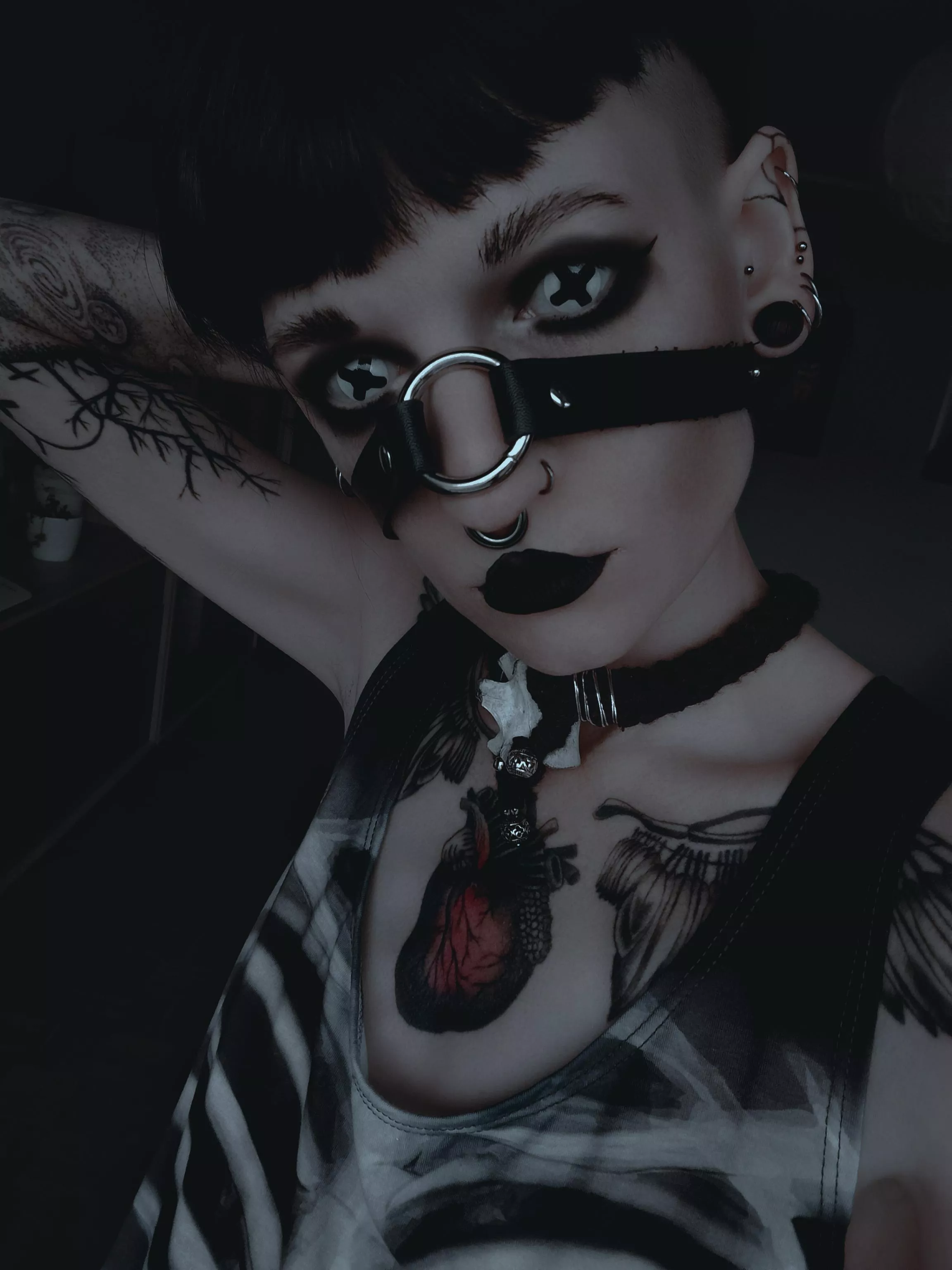 Do you like creepy girls?