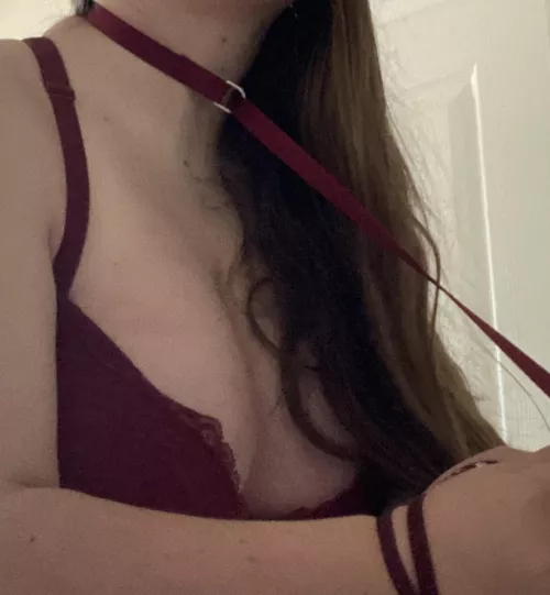 Do you like my red set…sir?