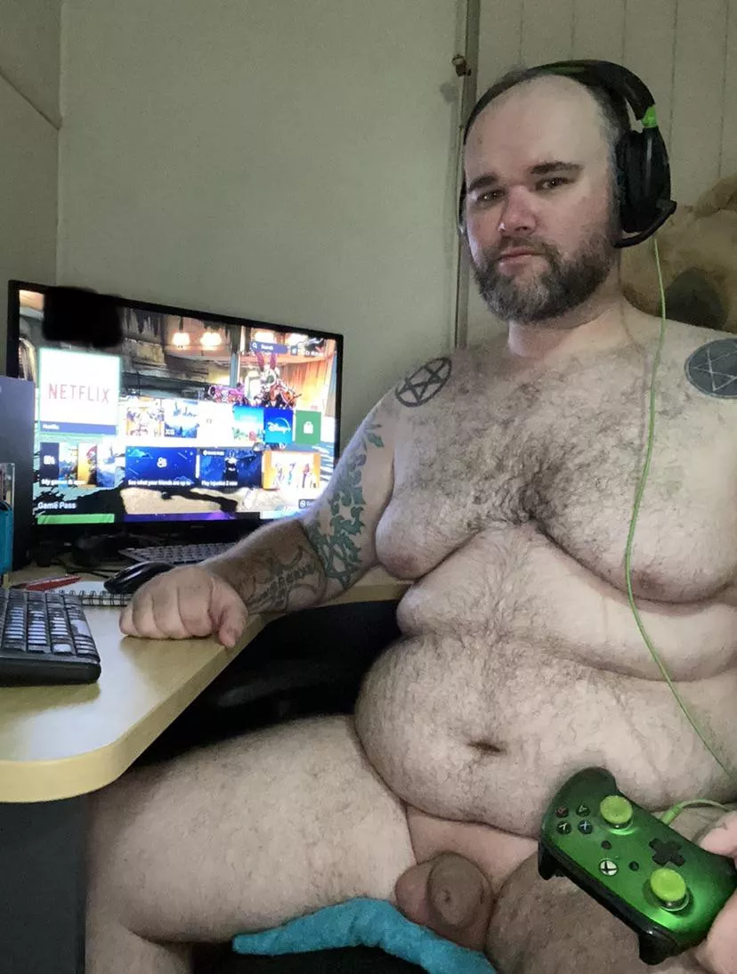 Gaming and nudism. My 2 favourite past times