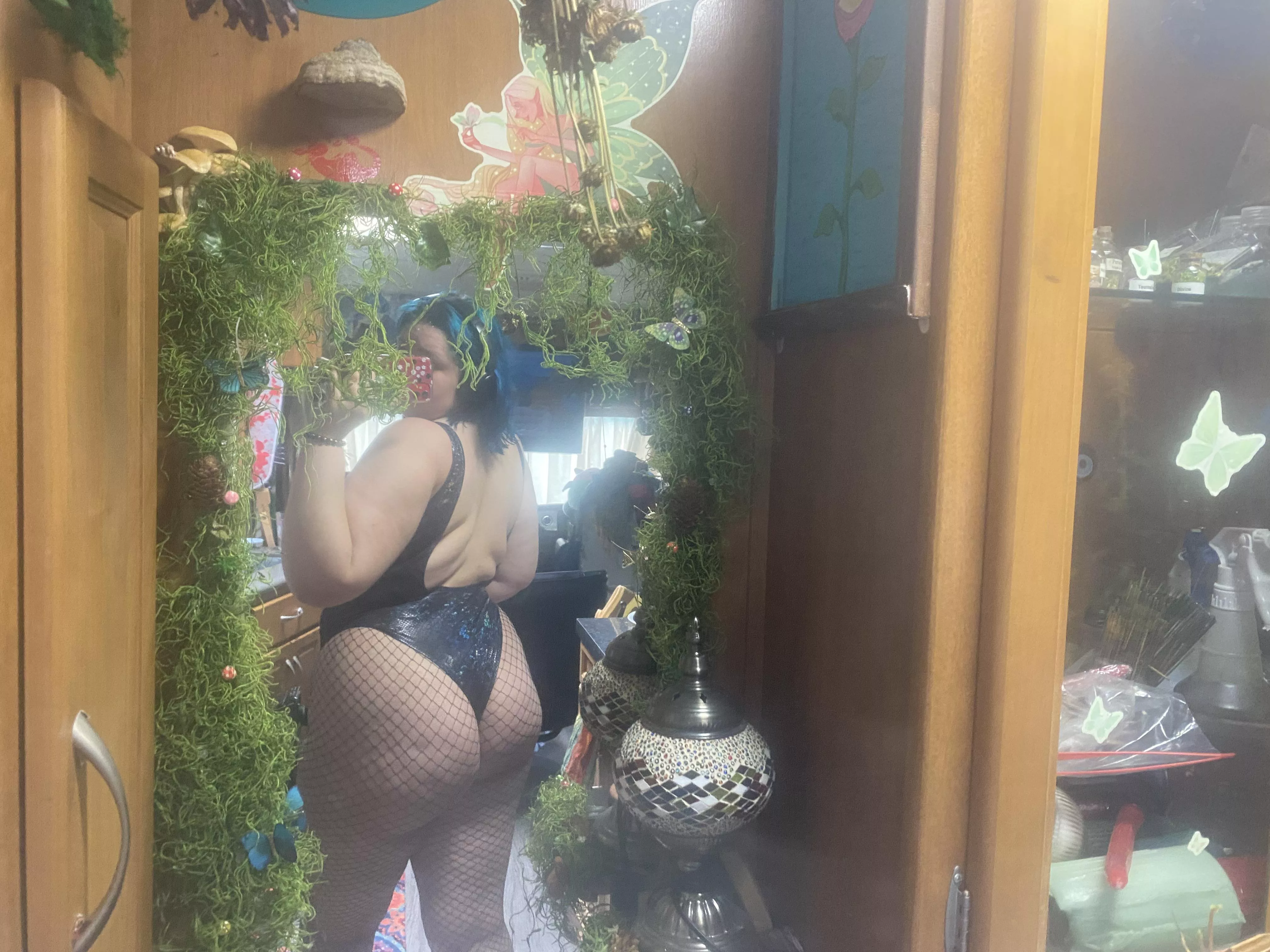 Happy Friday lovesss