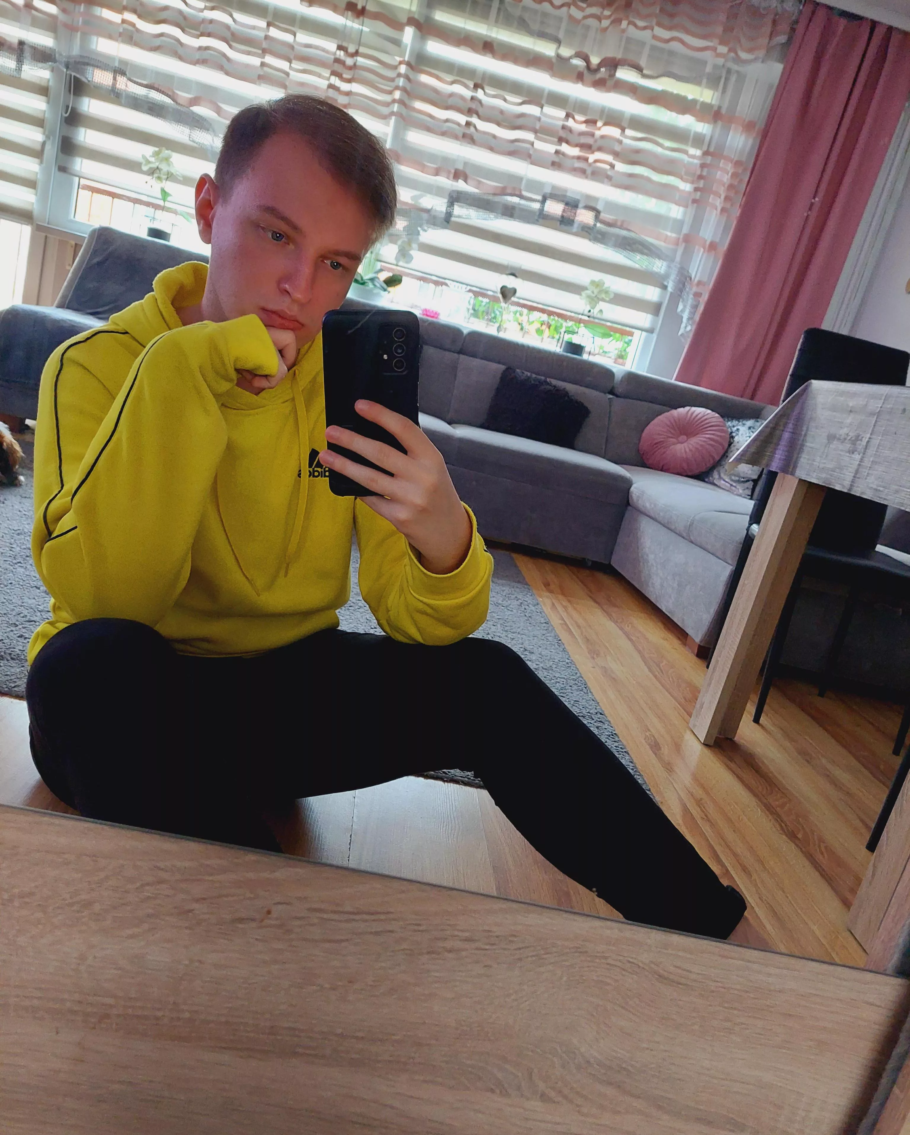 Hi! any DbD or LoL (EUNE) players in here?